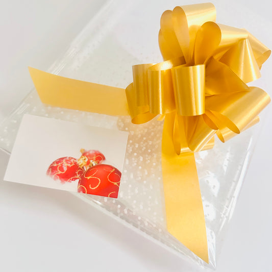 White Dot Cellophane, Gold Pull Bow & Christmas Bauble Card