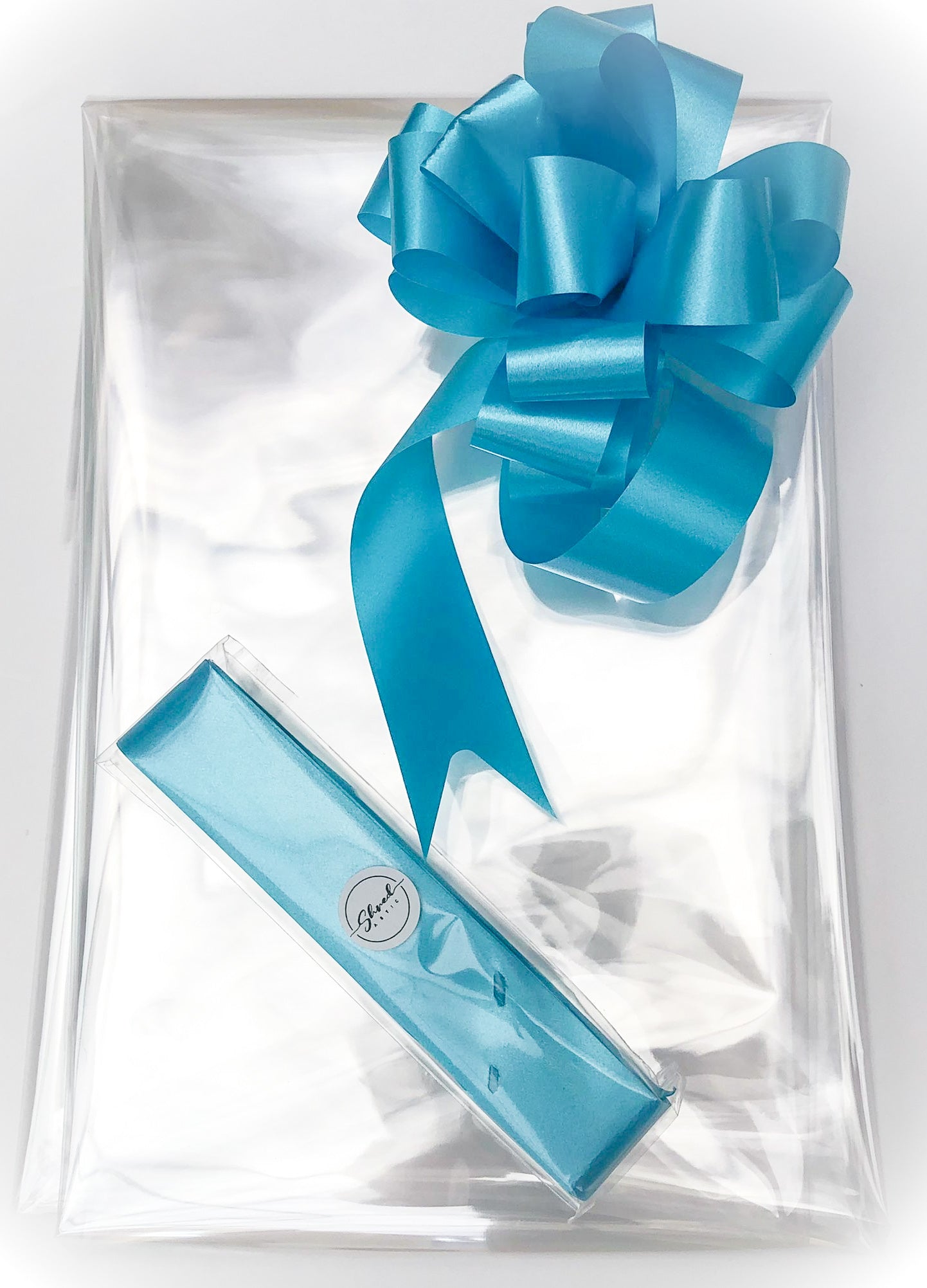 Clear Cellophane & Pull Bow