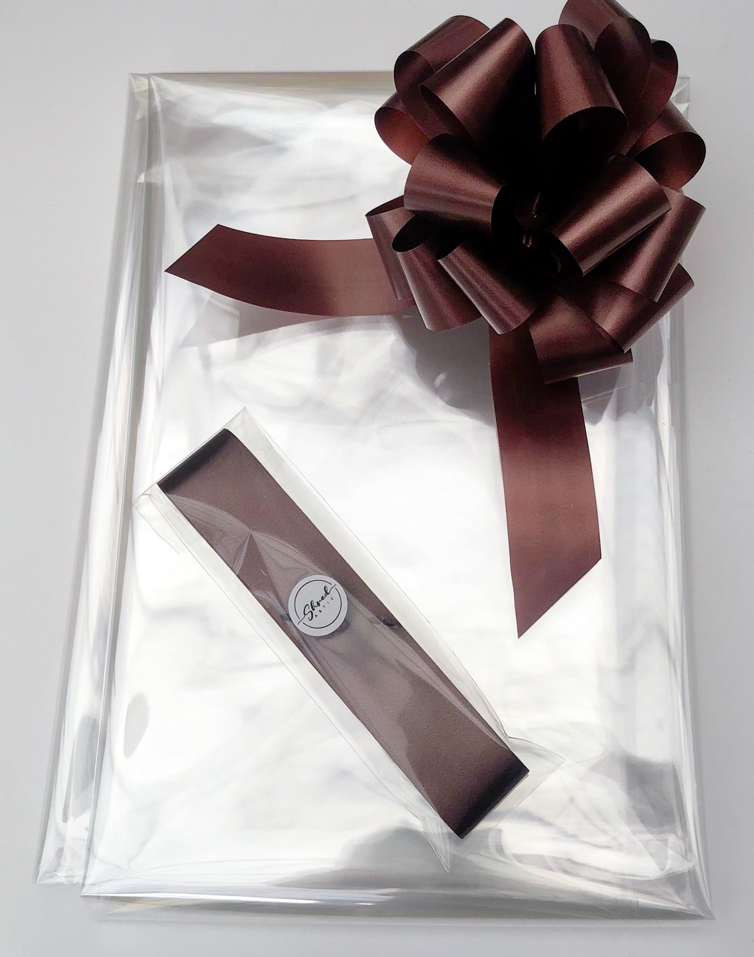 Clear Cellophane & Pull Bow