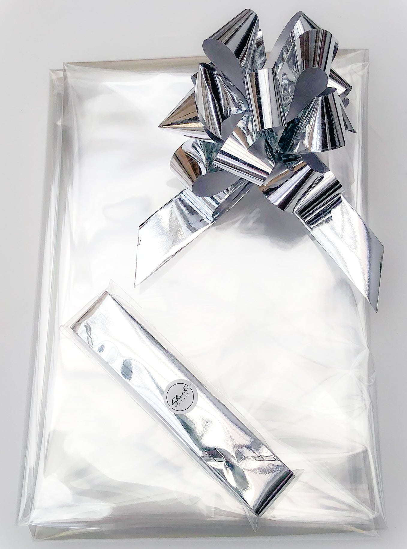 Clear Cellophane & Metallic Pull Bow