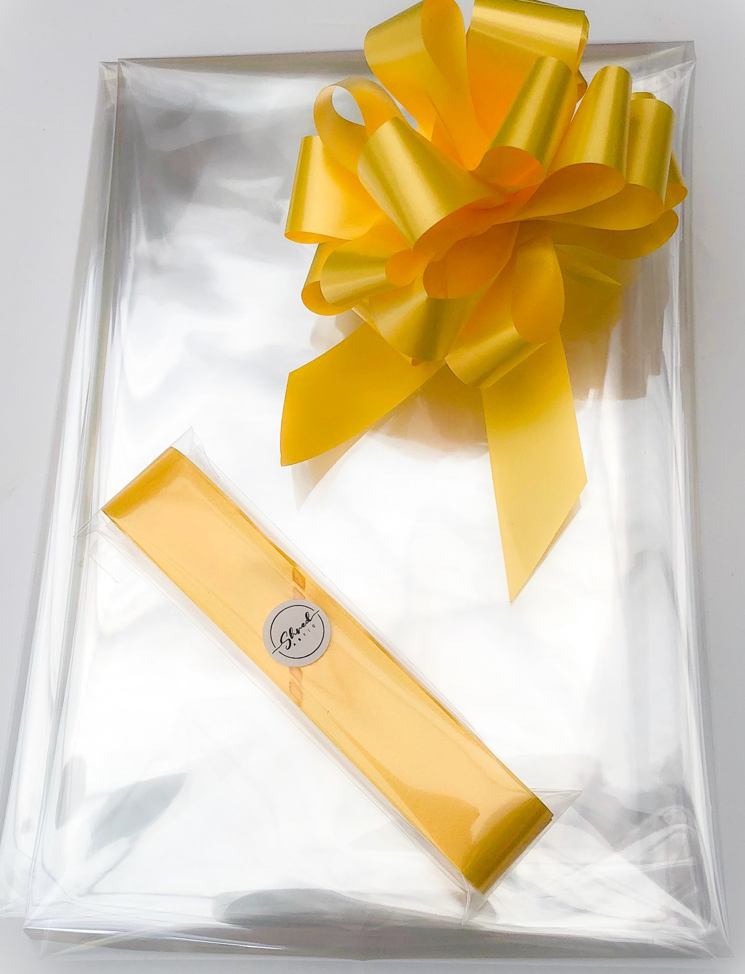 Clear Cellophane & Pull Bow