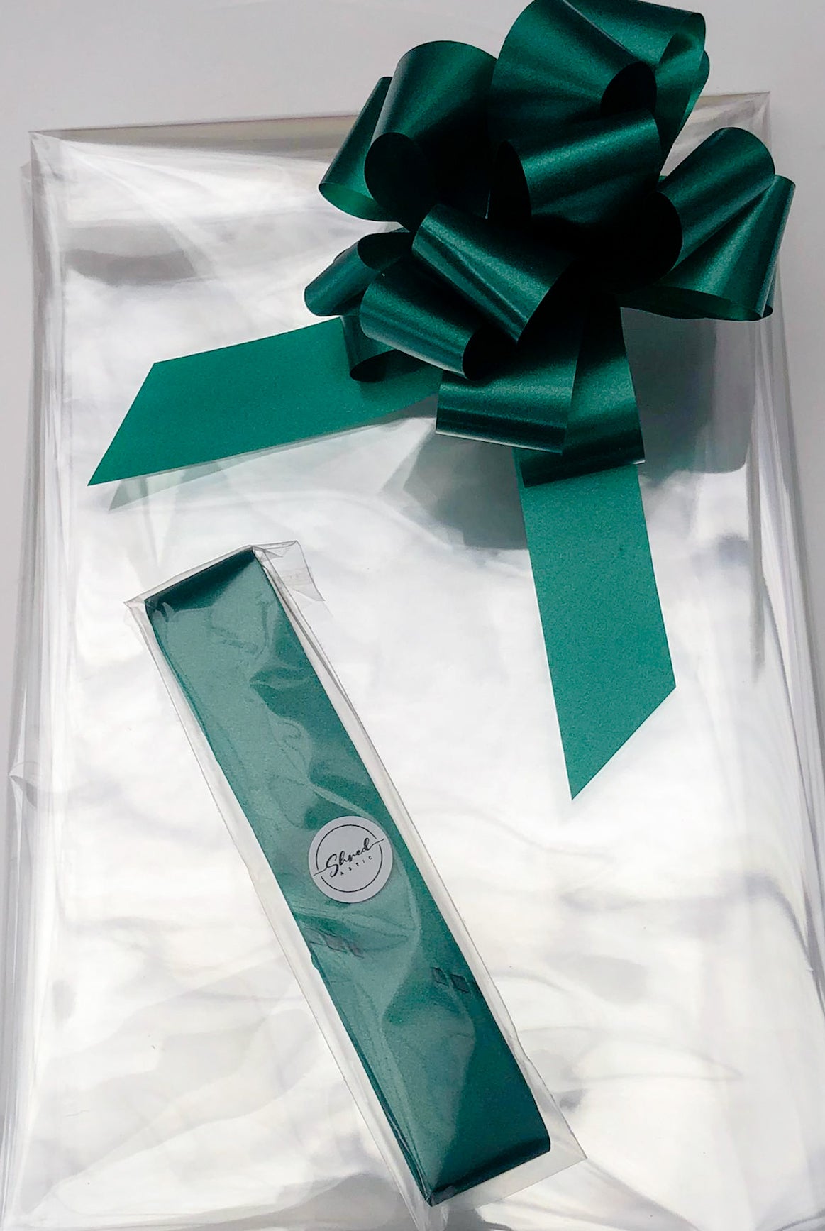 Clear Cellophane & Pull Bow