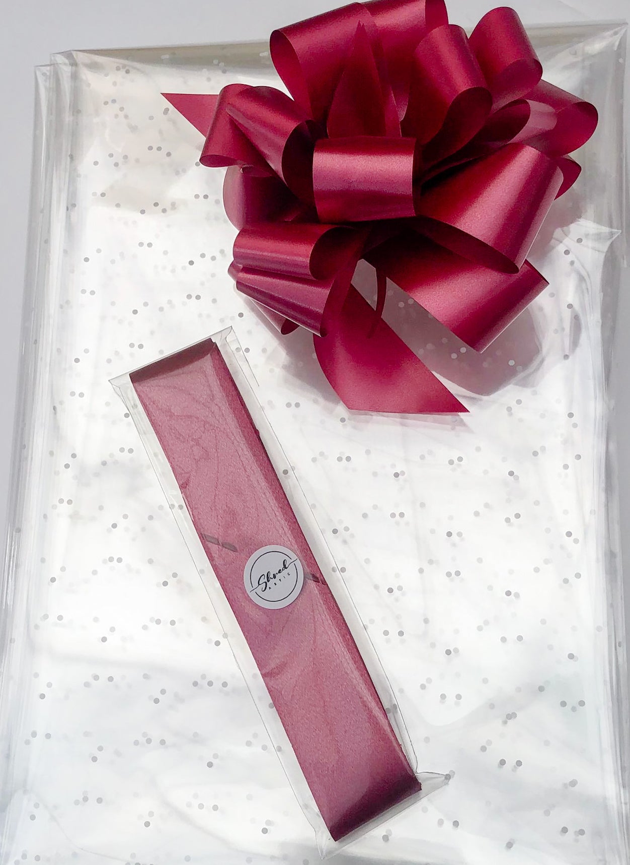 Micro Dot Cellophane & Pull Bow